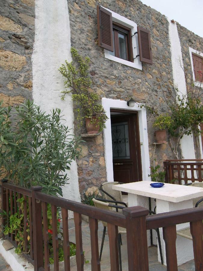 Hiona Cottage Paleocastro Esterno foto