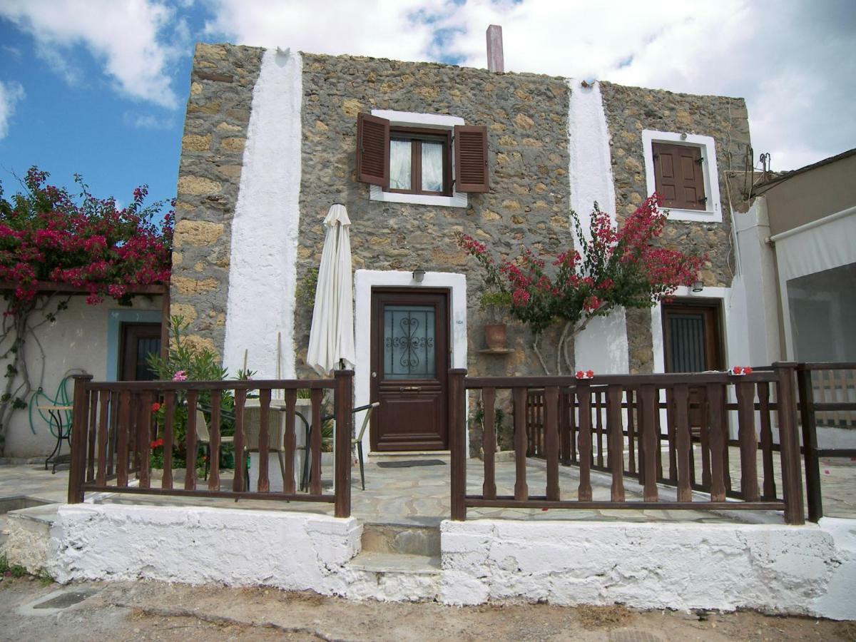 Hiona Cottage Paleocastro Esterno foto